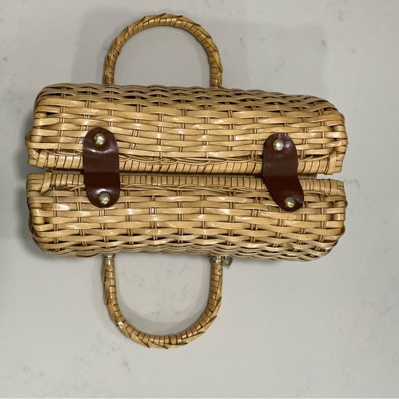 Vintage 1960s Wicker Handbag - Picture 5 of 9